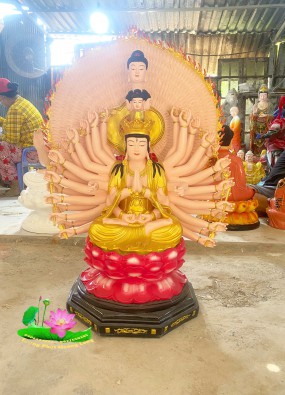 Tôn tượng Thiên Thủ Thiên Nhãn Bồ Tát cao 90cm HL96