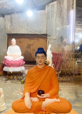 Tôn tượng Phật Bổn Sư ấn địa xúc đế kim cang cao 1,2m HL1217